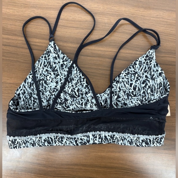 Lululemon Go With The Flow Top Iced Wave White Black / Black - Picture 8 of 9